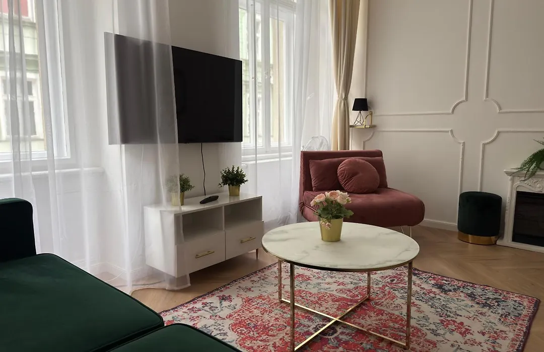 City Center Apartments Near Synagogue-1