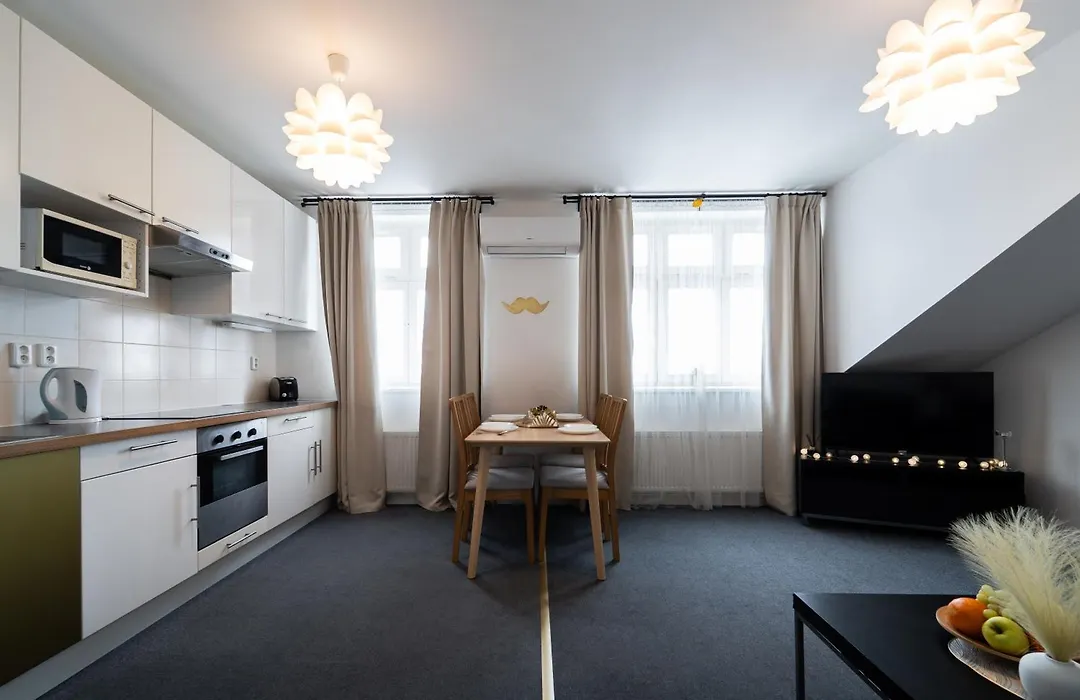 Little Tom Apartments-1