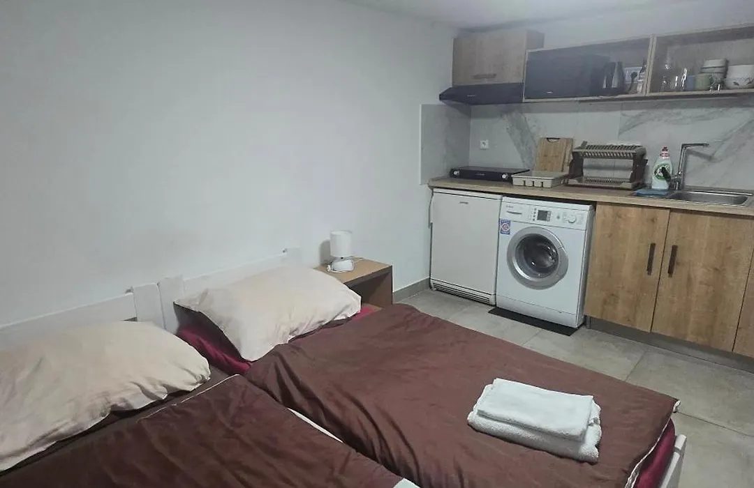 Vu'S Home-1