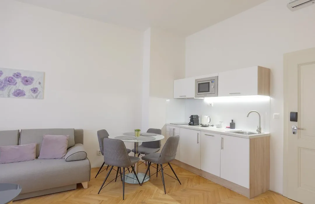 Gold Art Apartments-1