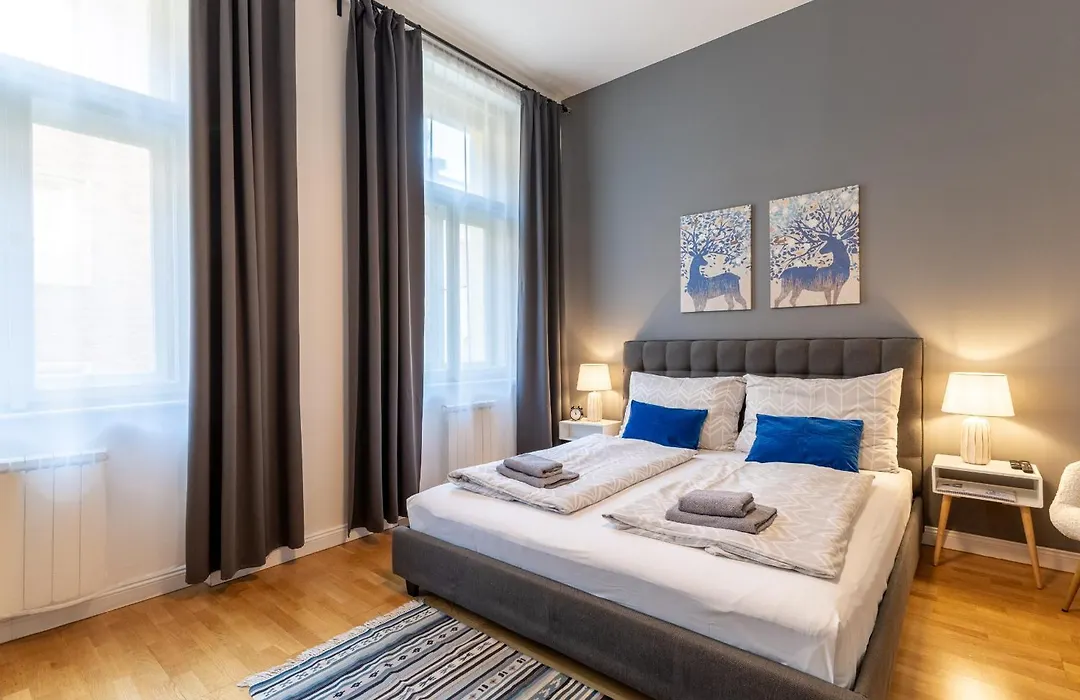 Stay Inn Apartments Stepanska-1