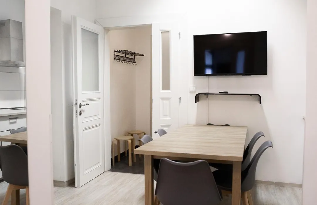 Family Apartments Praha 6-1