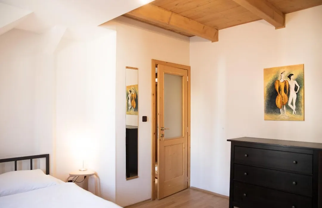 Family Apartments Praha 6-1