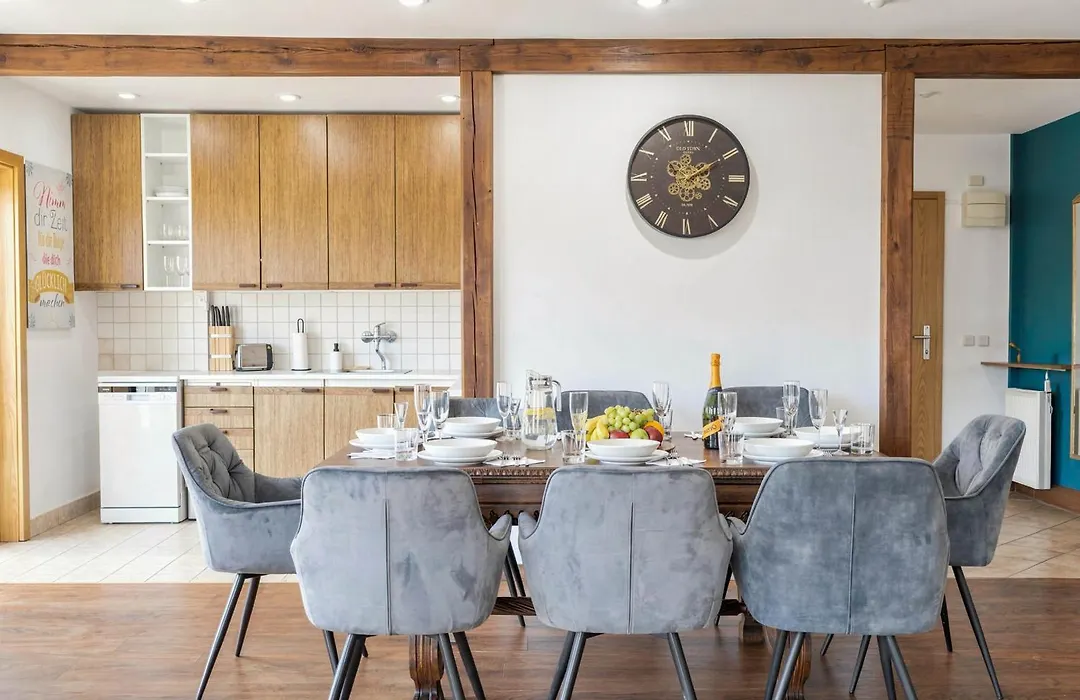 Stylish Central Duplex By Wagnerstays-1