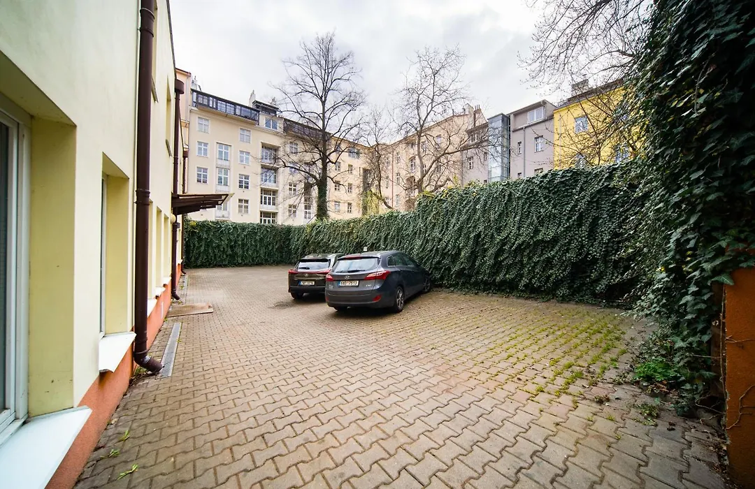 Apartment Near City Centre With Parking Place-1