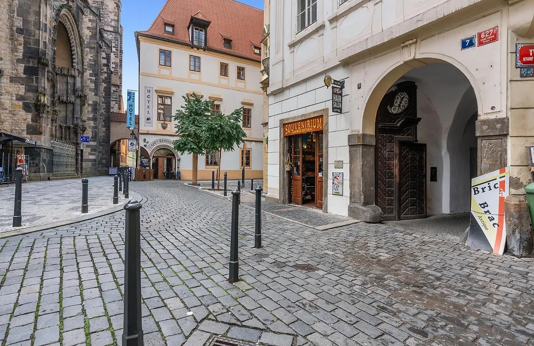 Old Town Home Prague Apartments - Just Steps From Old Town Square-1