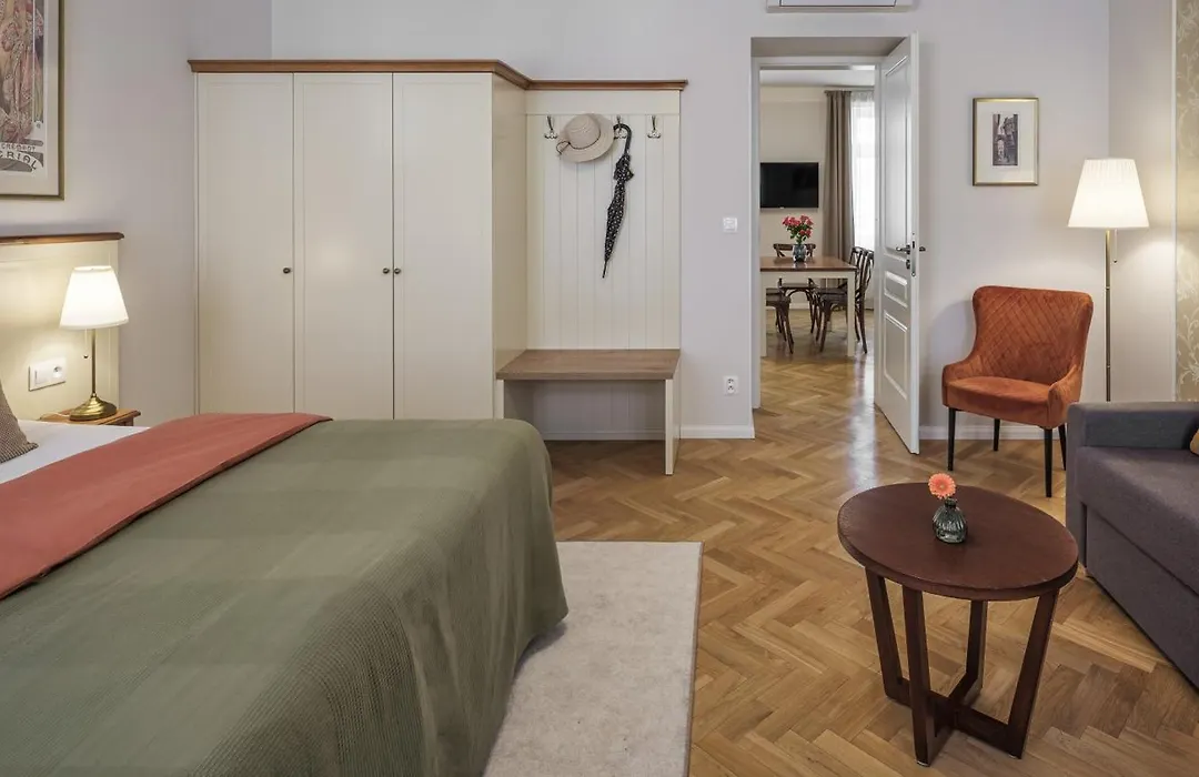 Seno6 Apartments-1