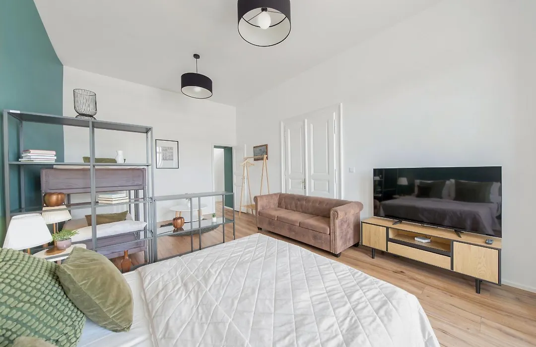 Royal Square View Residence-1