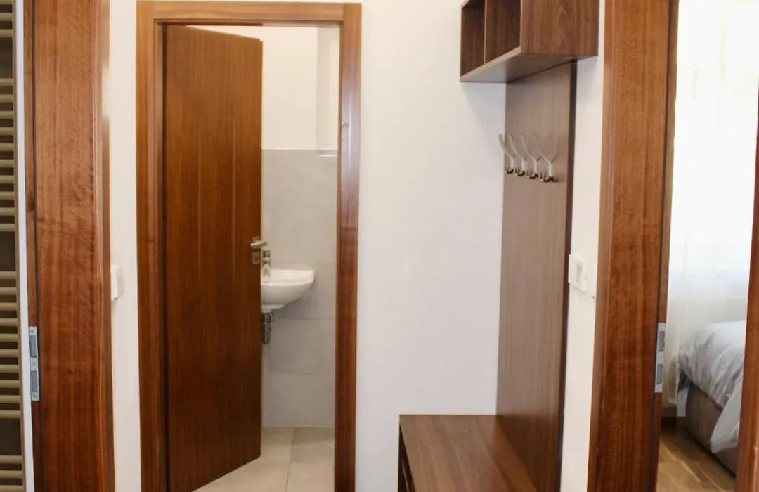 Sunday Light Cozy Family Apartment For 8 - Prague Castle - Parking By Ap-1
