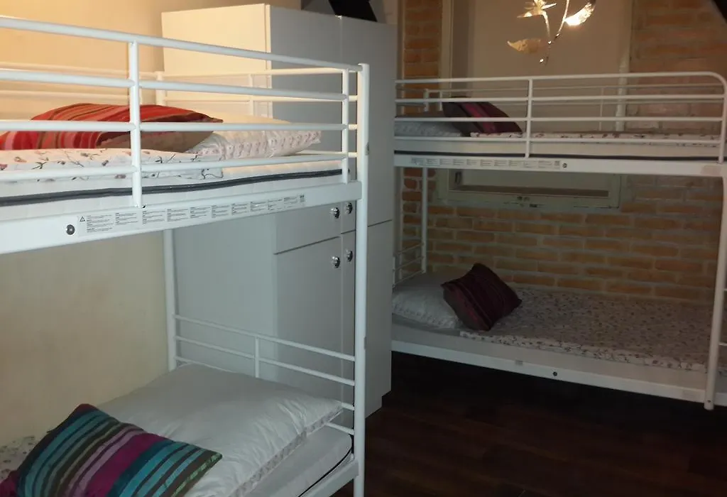 Backpacker Hostel-1