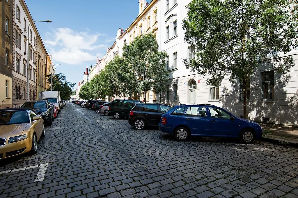 Apartment Gesse Brezinova-1