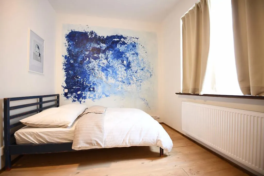 Giotto Apartments-1