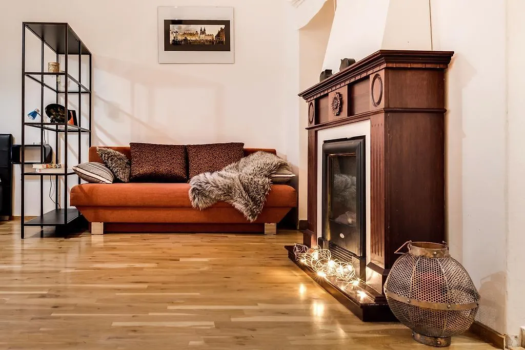 Art Apartments Ruzova-1