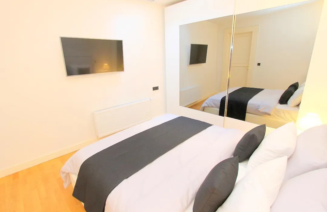Luxury apartments Krocínova-1