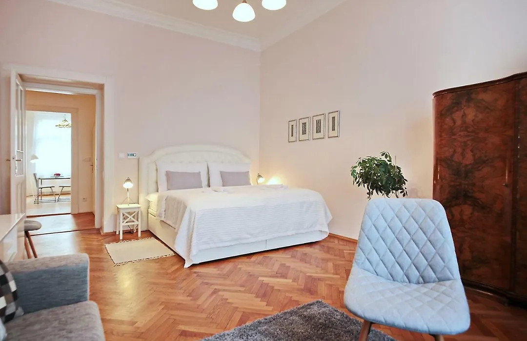 Apartment In The Heart Of Prague-1