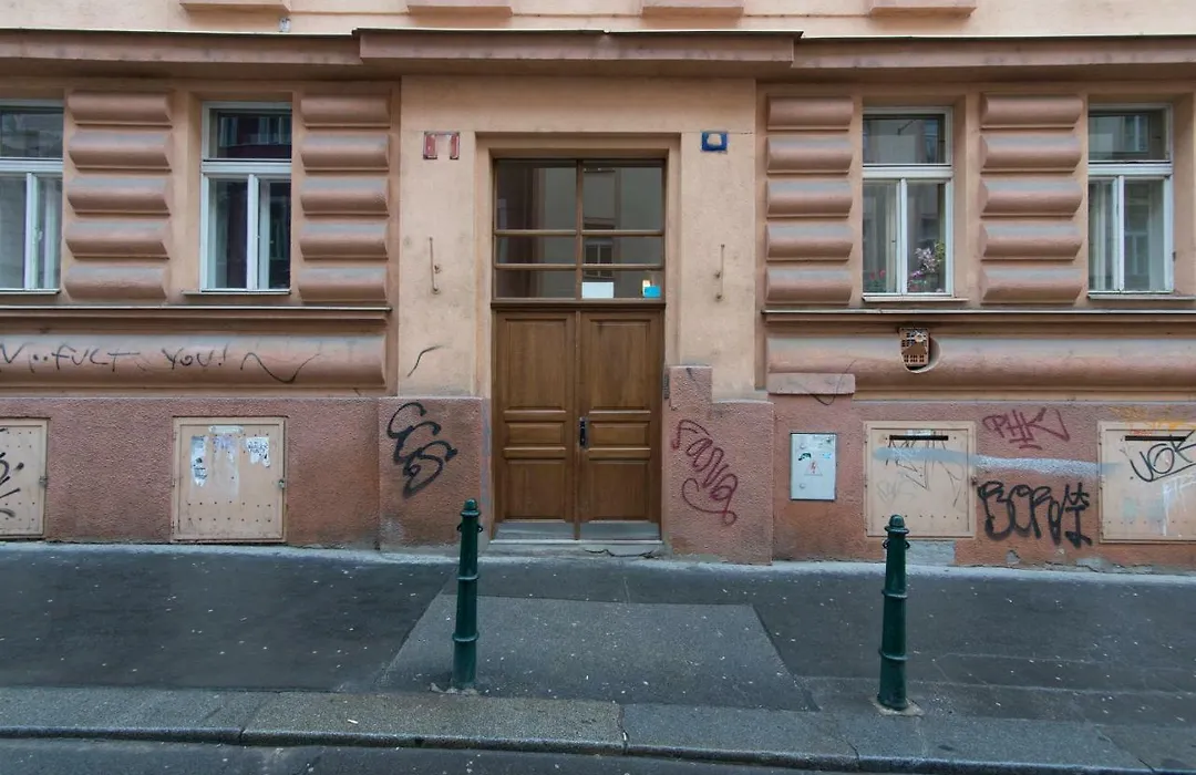 Spacious apartment near Wenceslas Square-1