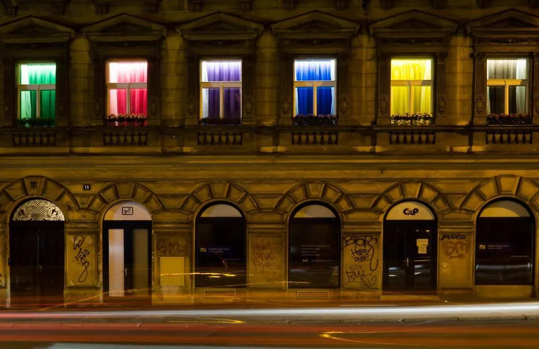 Apartment Colours - Your 7 Colour Experience In Centre Of Prague-1