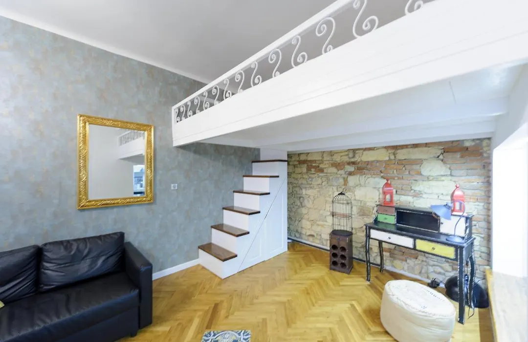 Pinkova Apartments-1