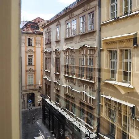 Karlova - Old Town Apartment-2