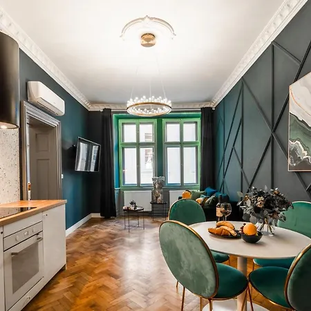 Charles Bridge Suite By Riverside-2