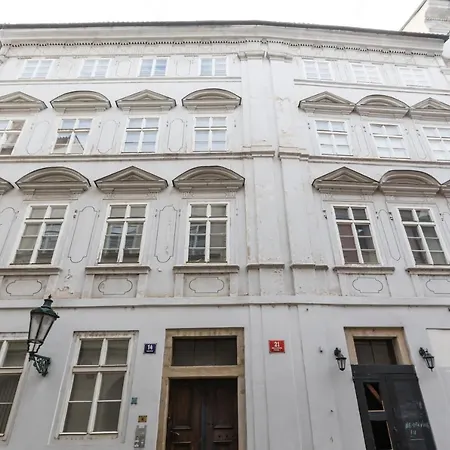 Charles Bridge Royal Apartments - Castle District-2