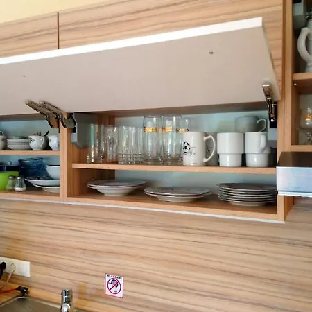 Lovely Apartment, Garden, Parking, Wifi, Netflix-3