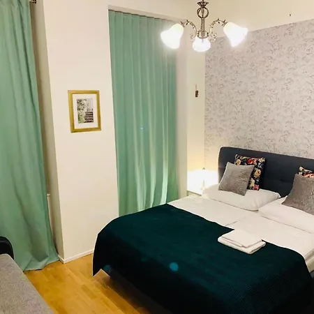 Charles Square Prague Apartment-2