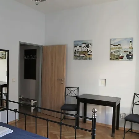 Charles Square Apartments-2