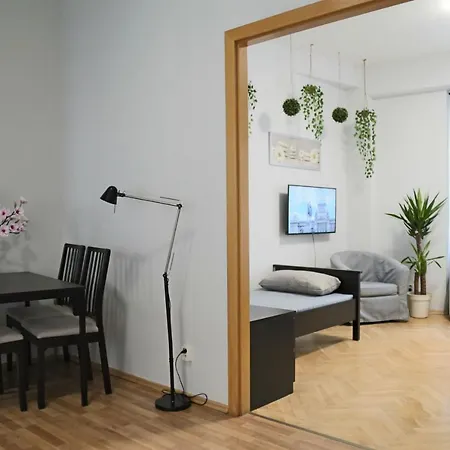 Charles Square Apartments-3