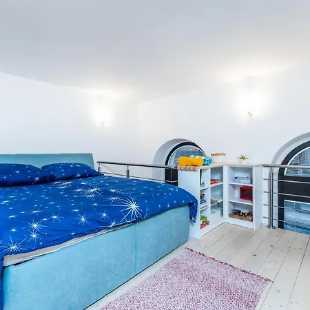 Get Prague Flat Stepanska-3