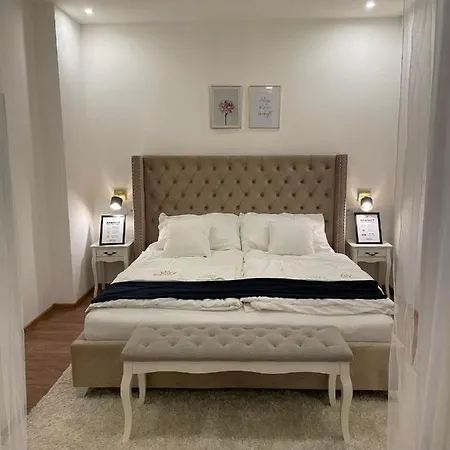 Nice And Cozy Apartment Right At Tv Tower-3