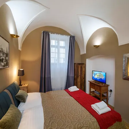 Old Town - Aparthotel Michalska-3