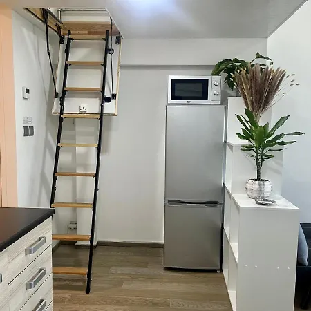 Vit Apartment - Free Parking - O2 Arena-2