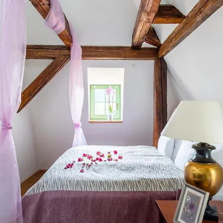 Nobles Apartments-2