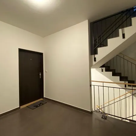 Apartments / 10 Min From Center / O2 Arena-2