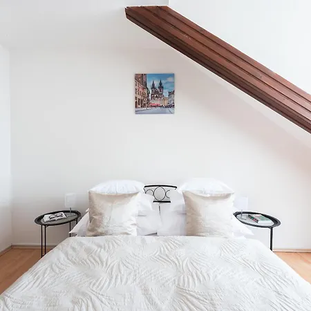 Prague - Karlin Apartments-3