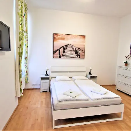 Reznicka Apartments-2