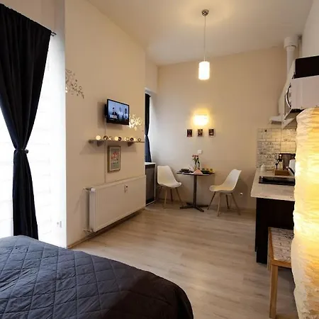 Snajder Apartment, 15Min To Old Centre, Self-Check In, Free Wifi-2