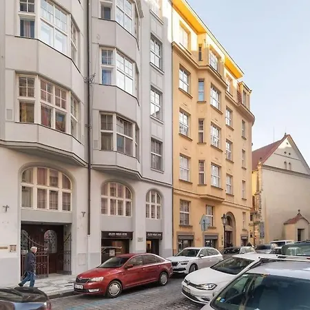Modern Apartment Old Town Prague-3