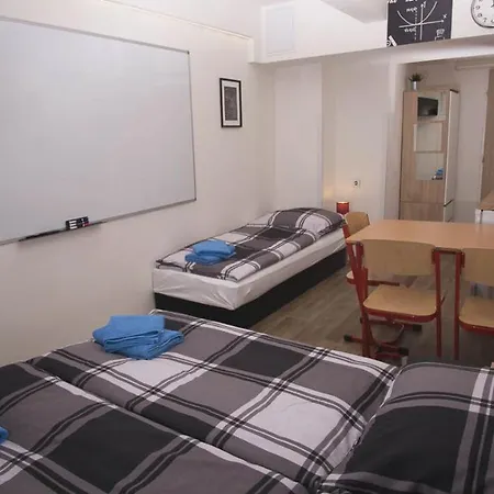 School Apartment - Your Unique Place In Prague By Metro Vysehrad-3