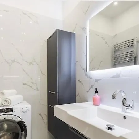 Luxury Apartment On Wenceslas Square-2