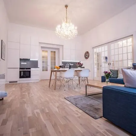 Top Class Apartment In Old Town 2 Bedrooms-2