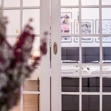 Top Class Apartment In Old Town 2 Bedrooms-3