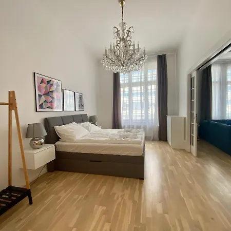 Top Class Apartment In Old Town 2 Bedrooms-2