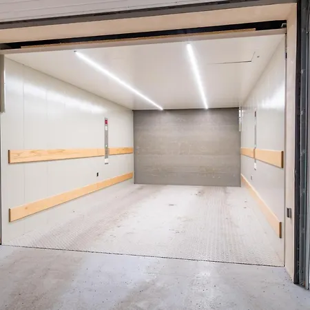 Brand New Two Room Apartment #34 With Free Secure Parking In The Center-3