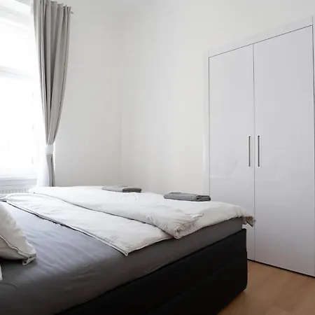 The Dante Prague - Family And Friends Apartments-3
