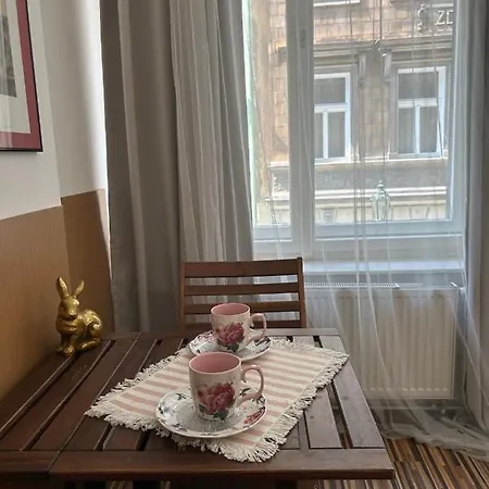 Prague Old Town Apartment Benediktska 6-3