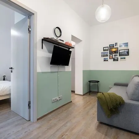 Cozy Apartment In New Town By Easybnb Premium-2