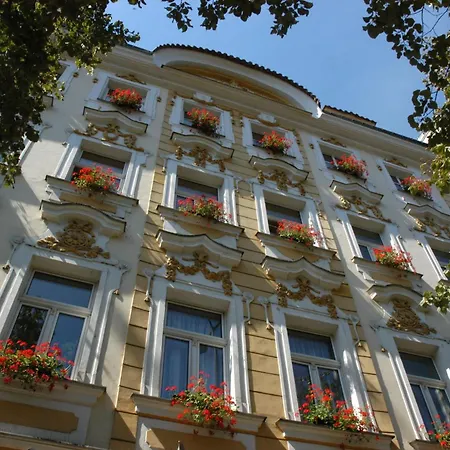 Adria Hotel Prague-2