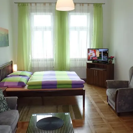 Apartments Rokytka - Praha-3